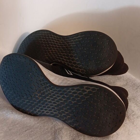 New Balance Fresh Foam Roav Black Running Shoes - Picture 4 of 6